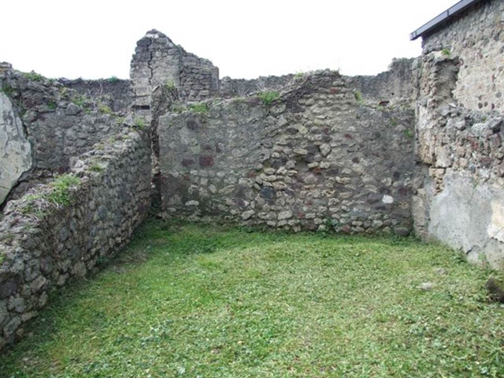 VI.15.6 Pompeii. March 2009.  Room 5.  Looking west.