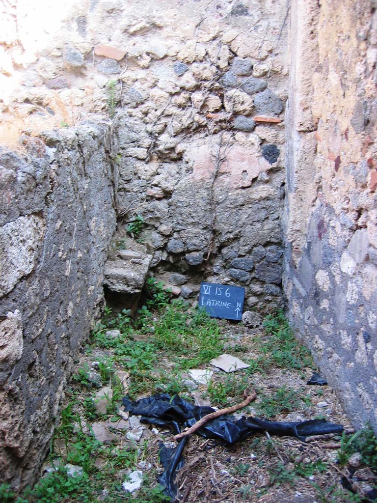 VI.15.6 Pompeii. July 2008. Looking north in latrine. Photo courtesy of Barry Hobson.