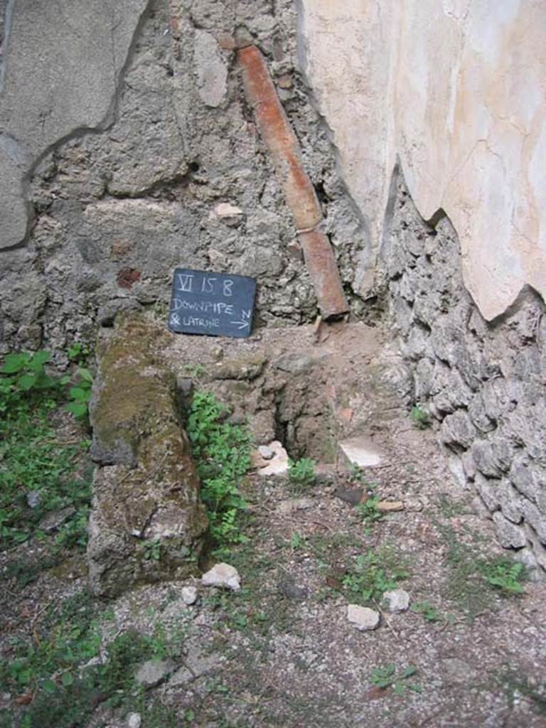 VI.15.9 Pompeii. July 2008. Looking west at latrine in kitchen. Photo courtesy of Barry Hobson.