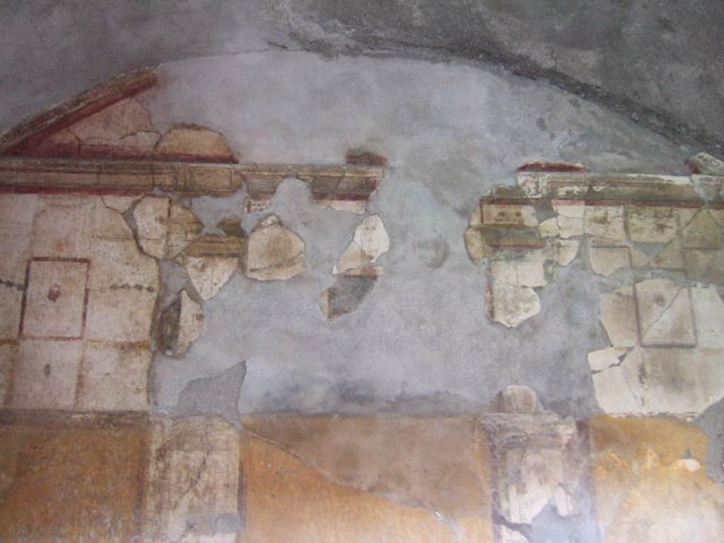 VI.16.7 Pompeii.  May 2006.  Room R, oecus.  Upper west wall.