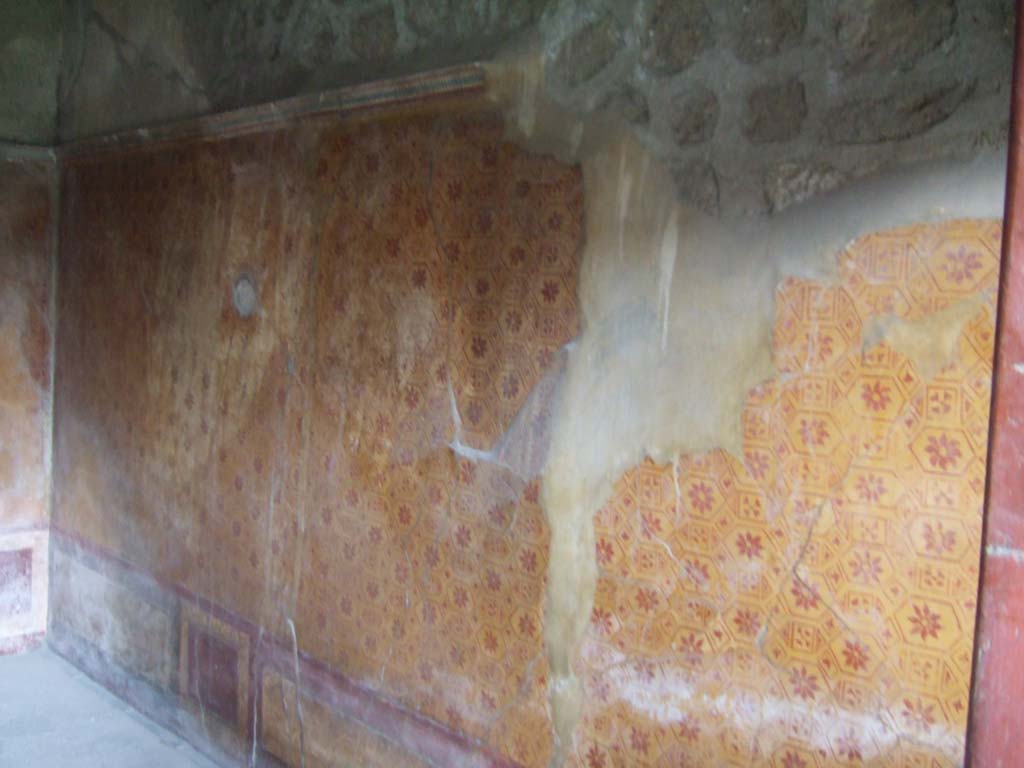 VI.16.7 Pompeii. May 2006 Room I, east wall.