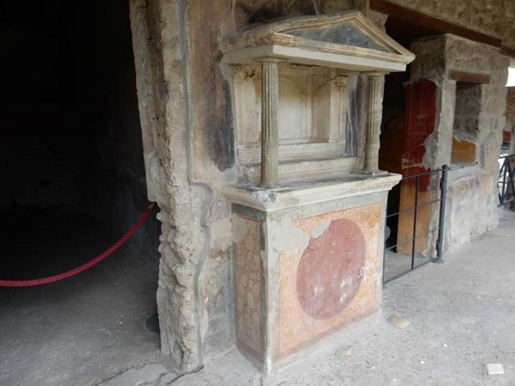 VI.16.7 Pompeii. May 2016. Room F, north portico, lararium. Photo courtesy of Buzz Ferebee.