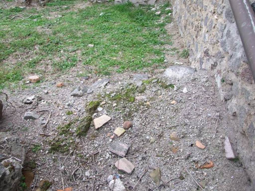 VI.16.14 Pompeii. December 2007. Looking west across site of steps to upper floor.