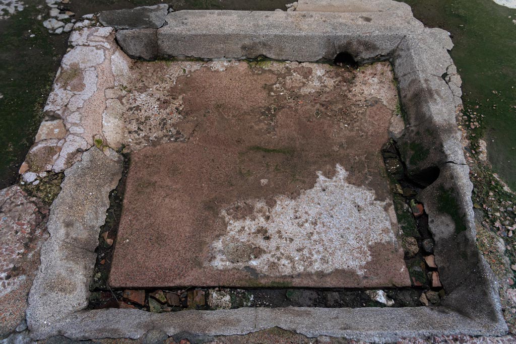 VI.16.15 Pompeii. January 2024. Impluvium in atrium. Photo courtesy of Johannes Eber.