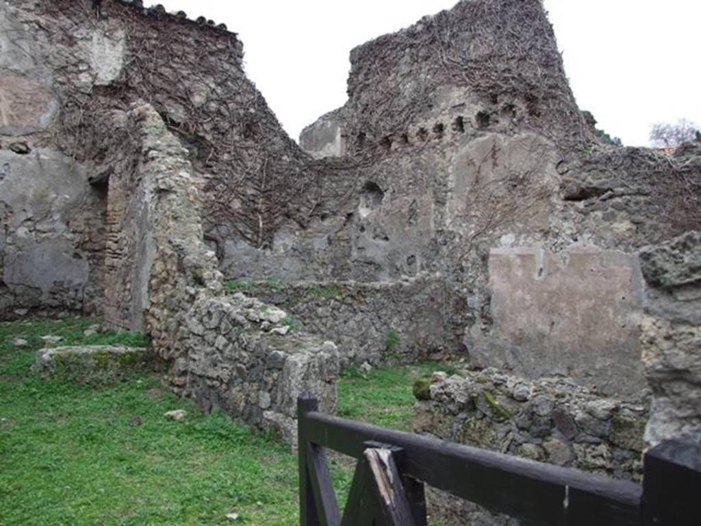 VI.16.18 Pompeii. December 2007.Looking north-west to rooms on north side.