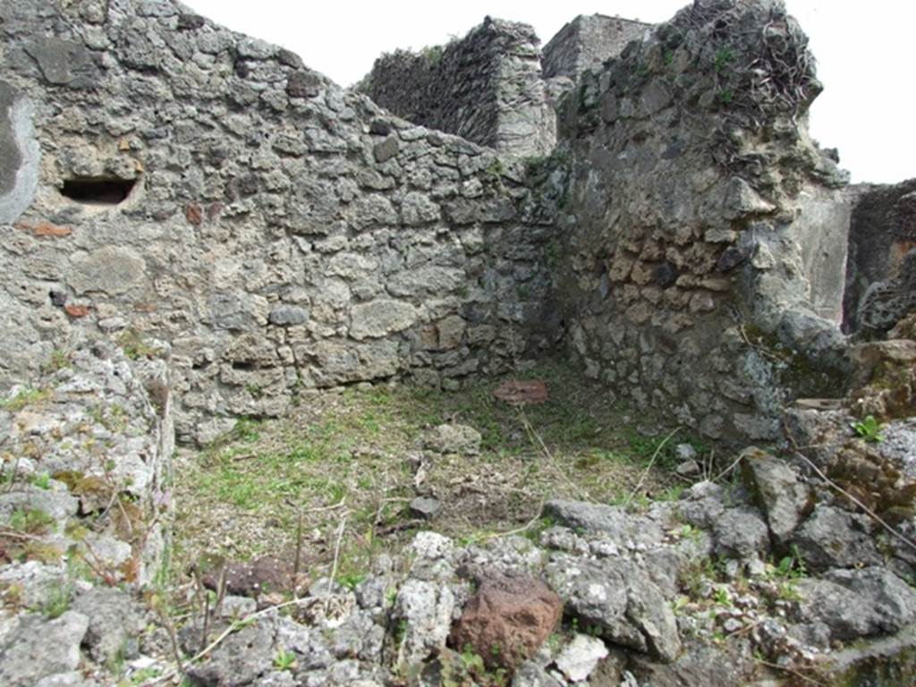 VI.16.27 Pompeii. March 2009. Looking east across room A’, a storeroom.