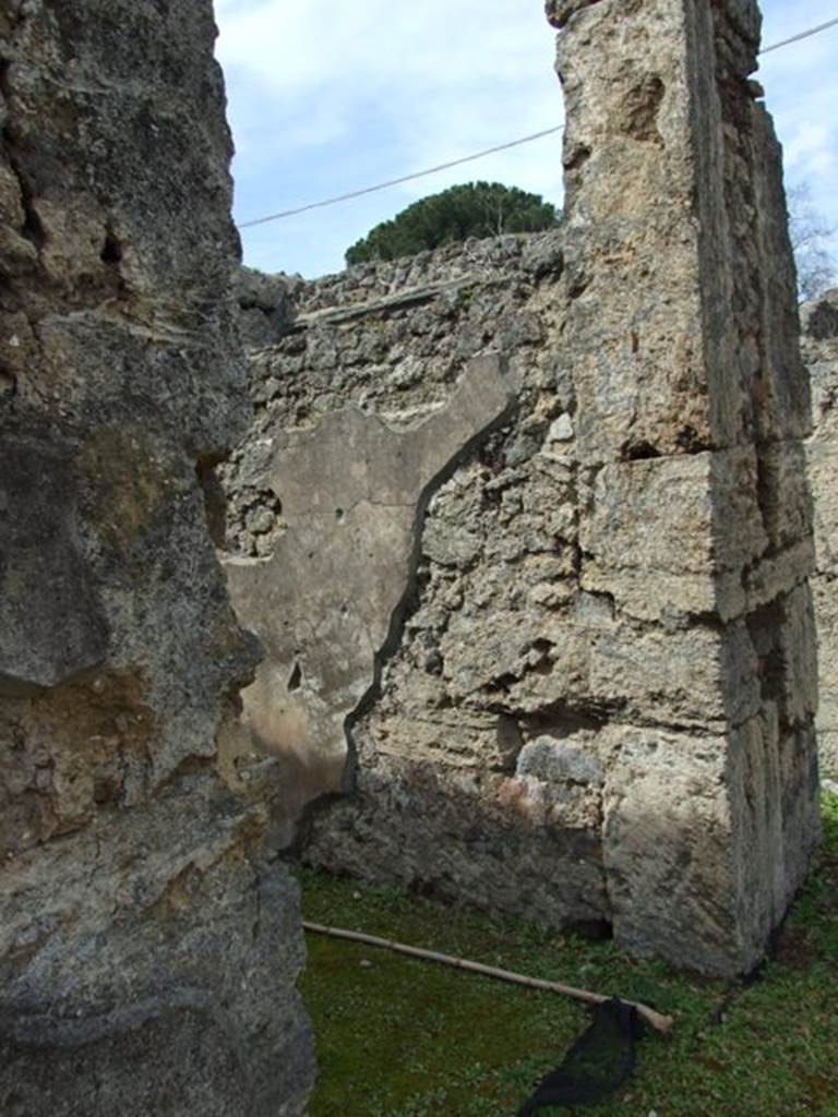 VI.16.27 Pompeii. March 2009. Doorway to room A, and north wall of entrance corridor or fauces of VI.16.26.  

