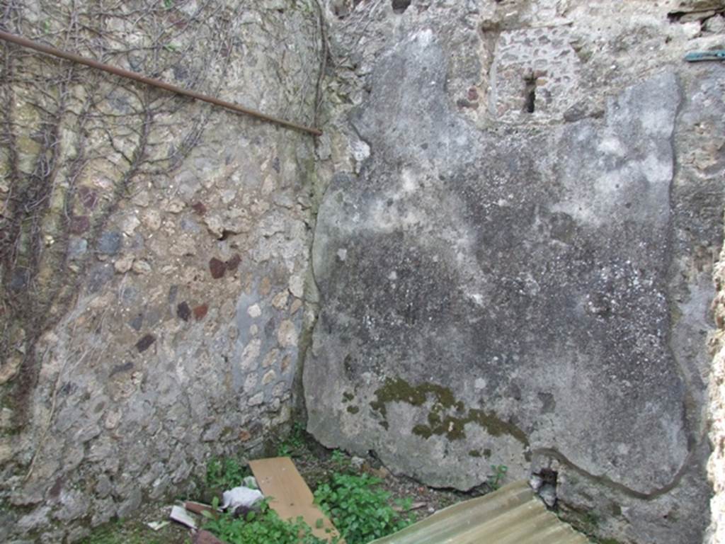 VI.16.27 Pompeii. March 2009. Room X, south-west corner, with window in west wall.