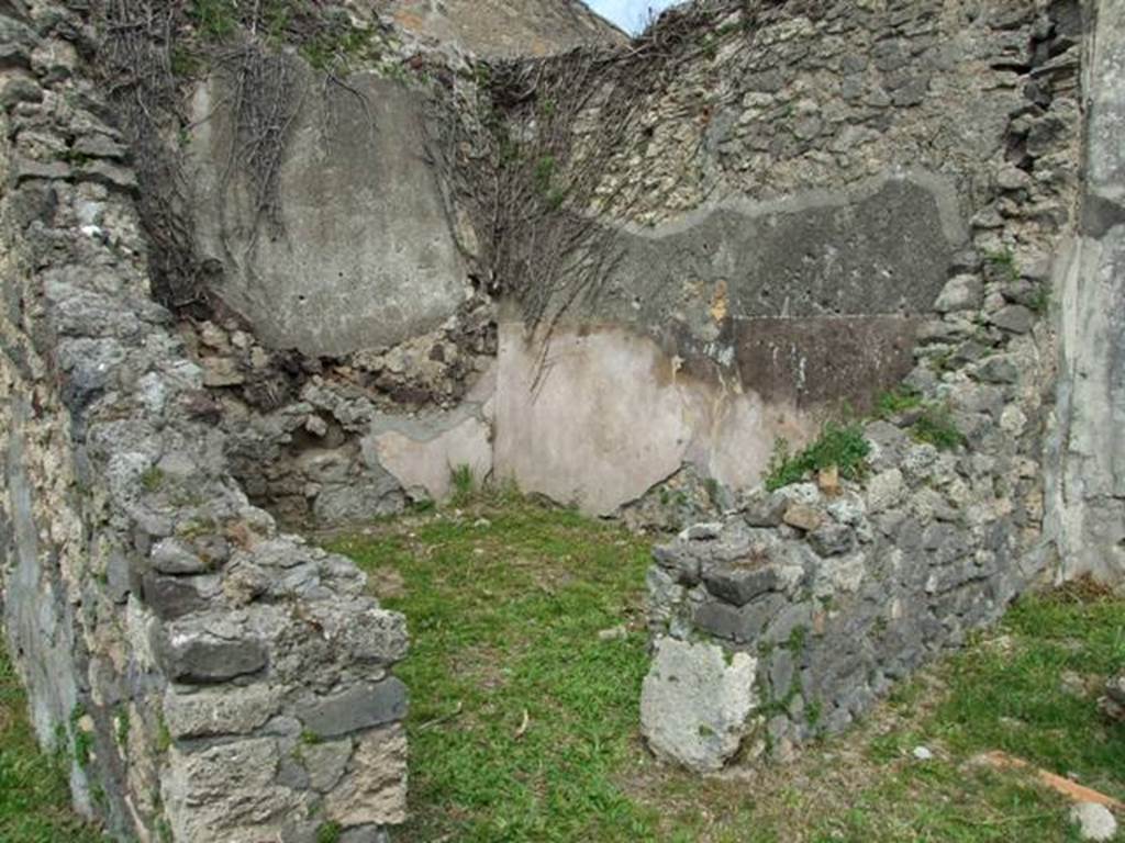 VI.16.29 Pompeii. March 2009. Doorway to room G, oecus fenestratum, looking towards north-east corner. According to NdS, this square room was with rough walls and high dado. In the south wall would have been a window overlooking the atrium, and above that in the same wall was another small window.