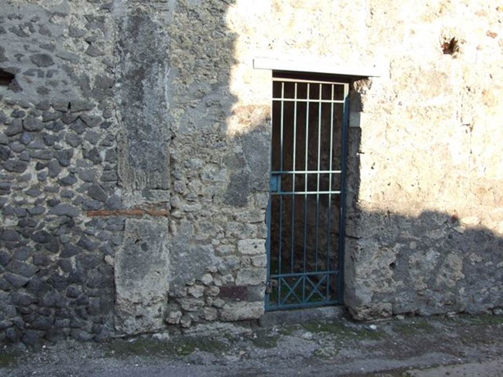 VI.16.30 Pompeii. December 2007. Workshop entrance doorway.