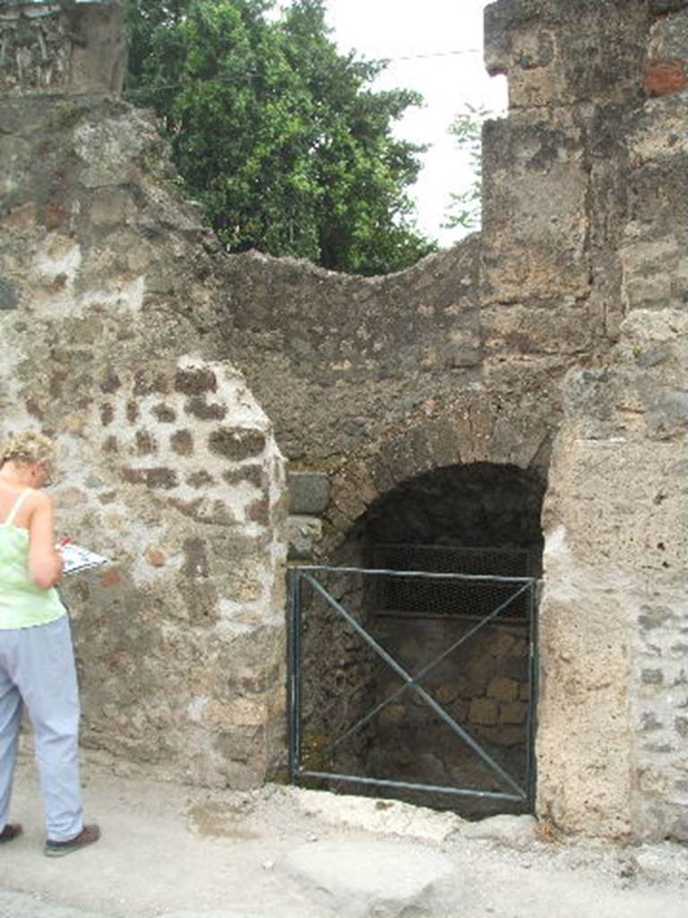 VI.17.12 Pompeii.  May 2005.  Staircase to lower floors underground.