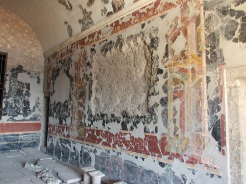 VI.17.42 Pompeii. December 2007. Triclinium 20 overlooking garden. South wall.