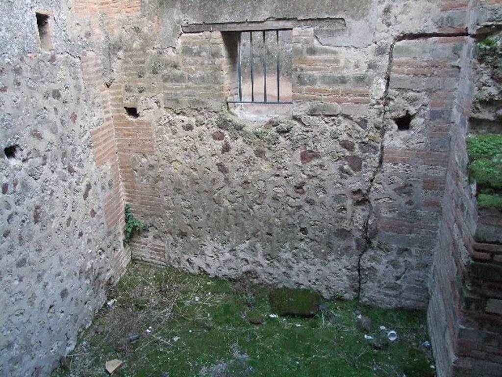 VII.1.8 Pompeii. December 2006. Room S on south side of corridor J.