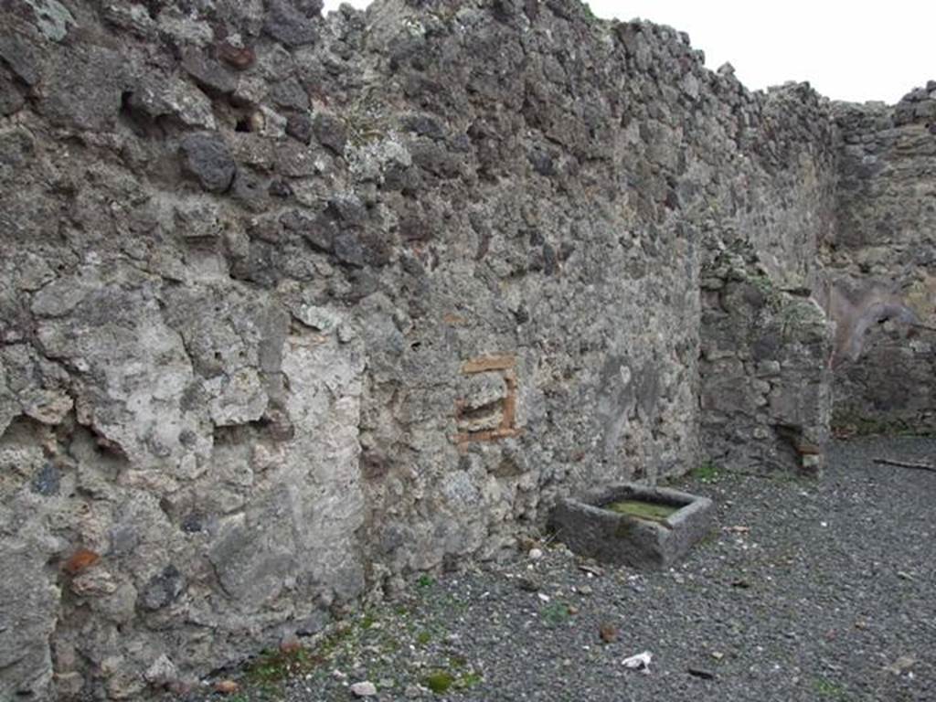 VII.1.31 Pompeii. December 2007. South wall of shop.