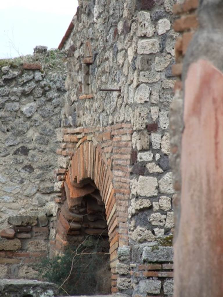 VII.1.36 Pompeii.  December 2007.  Oven.