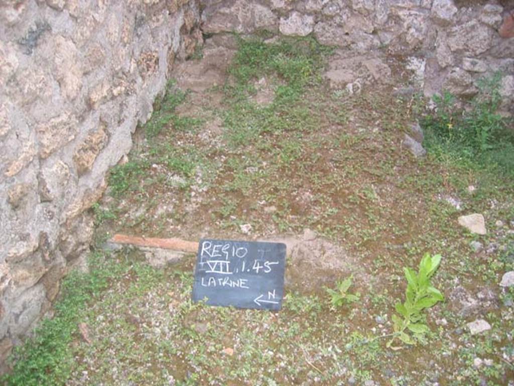 VII.1.45 Pompeii. July 2008. Looking east to latrine, prior to cleaning. Photo courtesy of Barry Hobson.