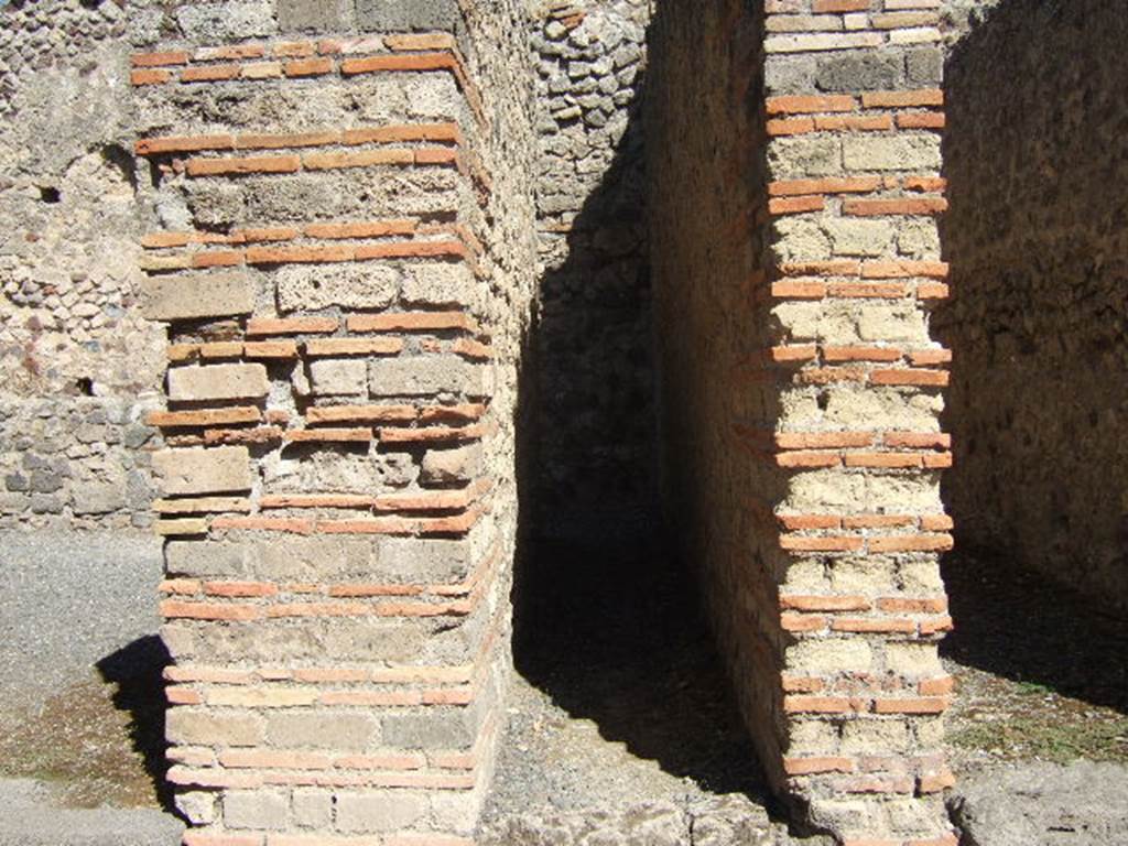 VII.1.58 Pompeii. September 2005. Entrance, looking east