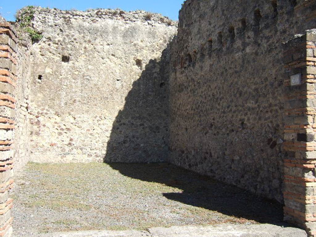 VII.1.60 Pompeii.  September 2005.  South east corner.