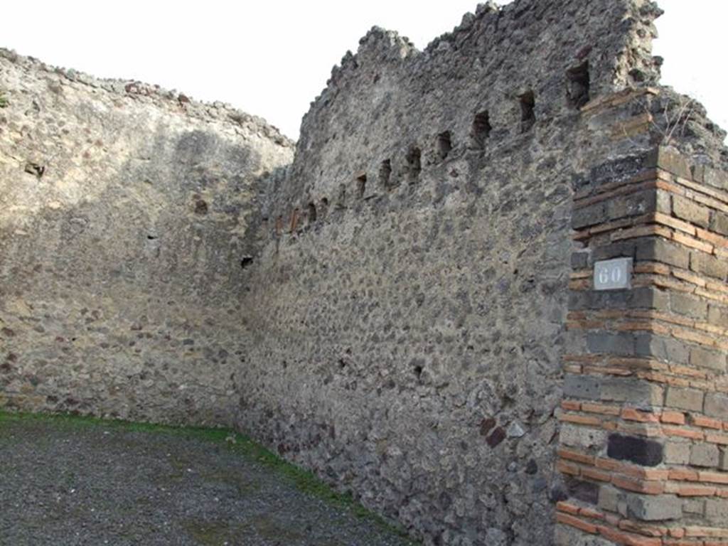 VII.1.60 Pompeii.  December 2007.  South wall.