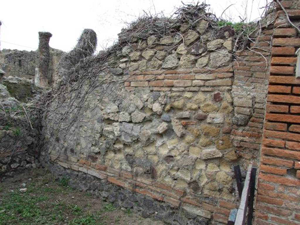 VII.2.9 Pompeii. December 2007. North wall of shop.