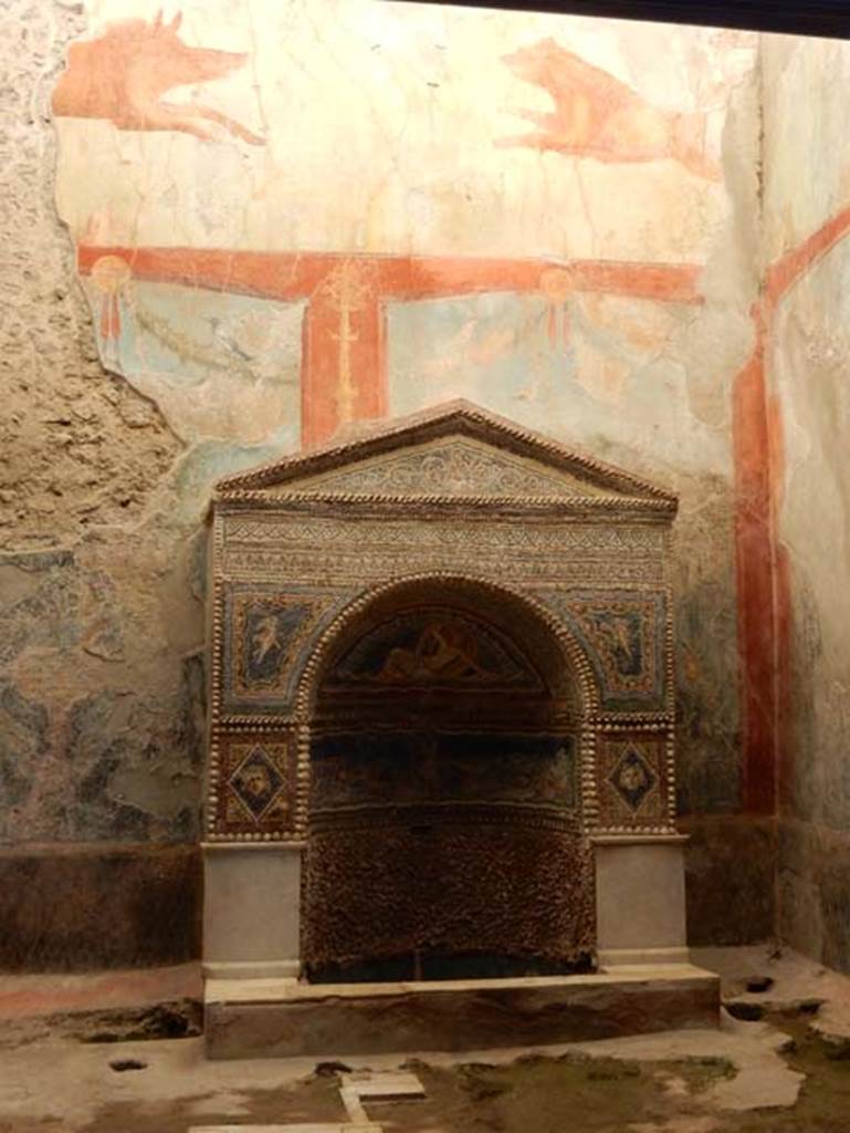 VII.2.45 Pompeii, May 2018. Looking north across atrium towards fountain.
Photo courtesy of Buzz Ferebee.

