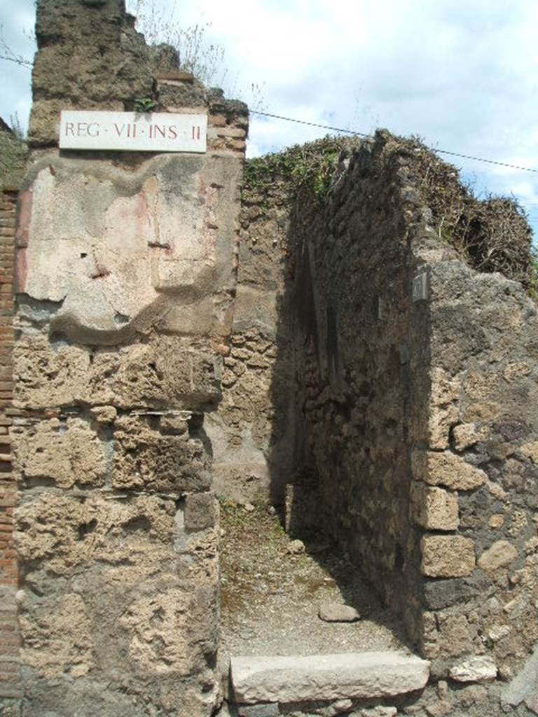 VII.2.47 Pompeii. May 2005. Public latrine under stairs to upper floor.