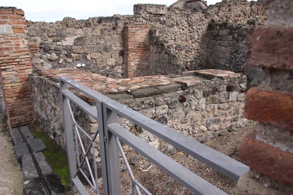 VII.3.1 Pompeii. October 2020. Looking south-east across counter. Photo courtesy of Klaus Heese.