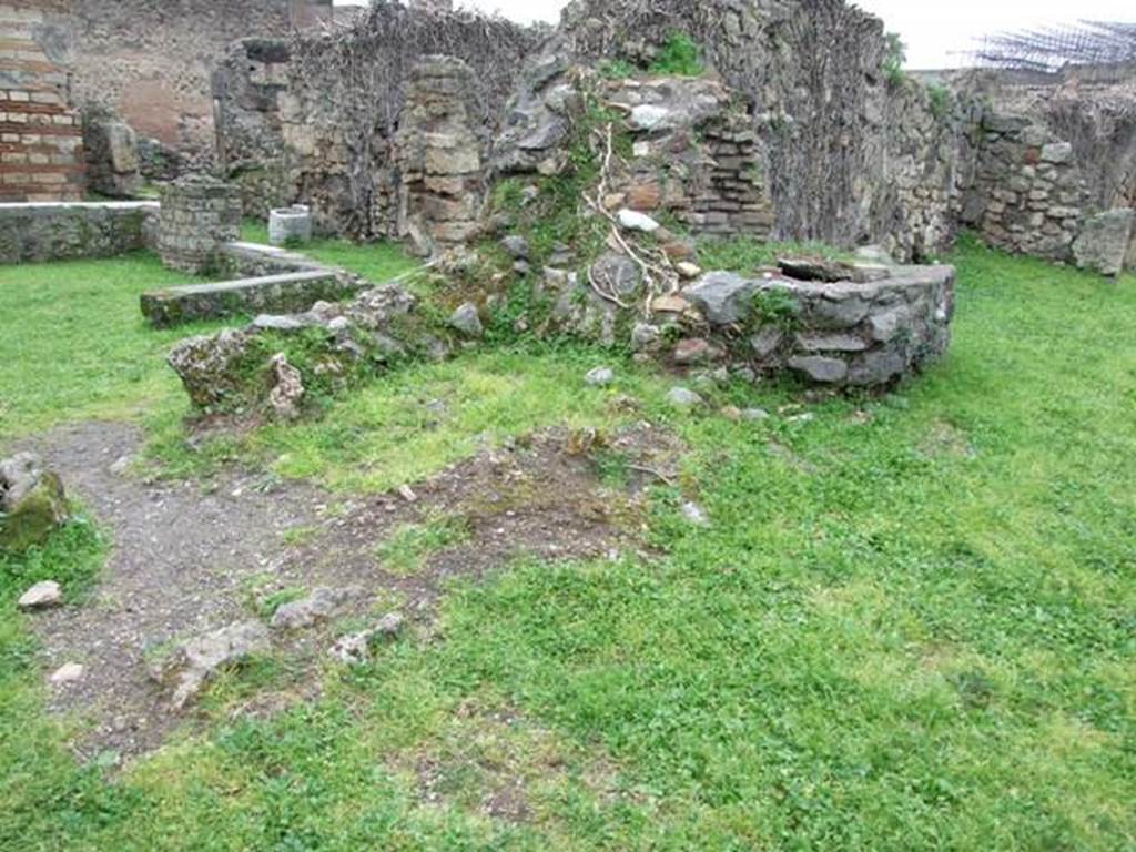 VII.3.4 Pompeii. March 2009. Looking west towards oven (VII.3.3 is at the rear on the left).