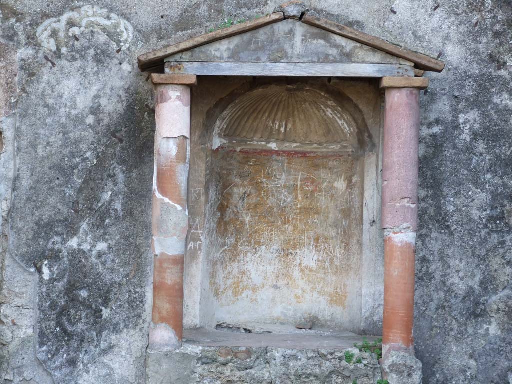 VII.3.6 Pompeii. December 2006. Two columns coated with red stucco.