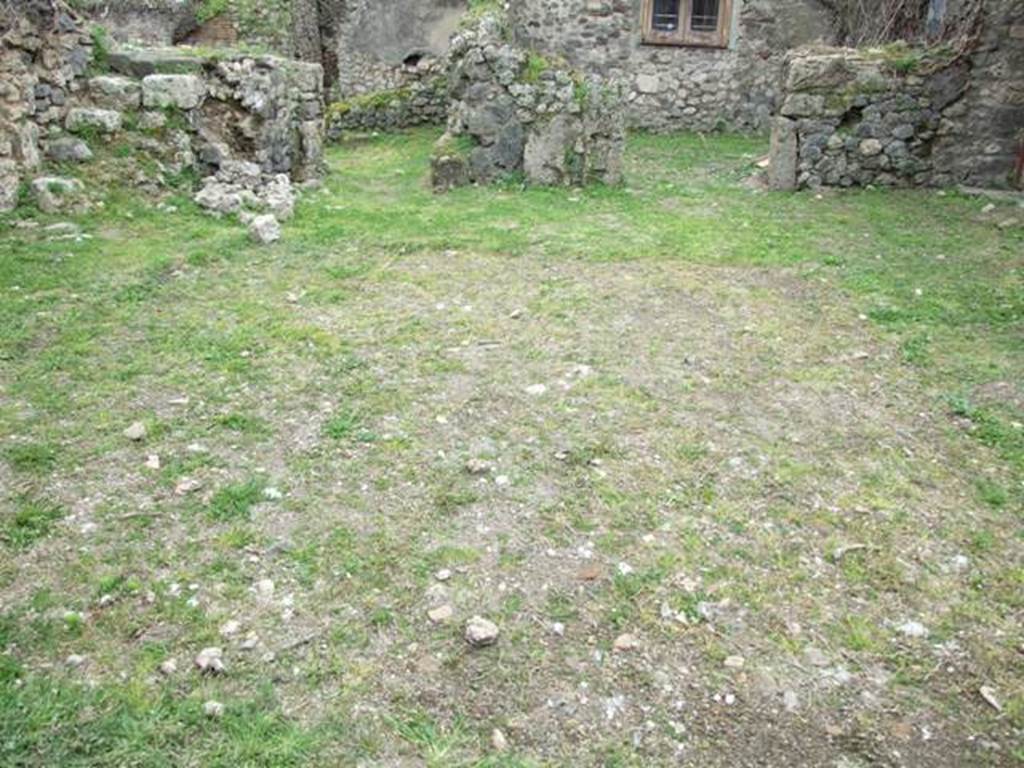 VII.3.11 Pompeii. March 2009. Atrium floor, site of Impluvium.