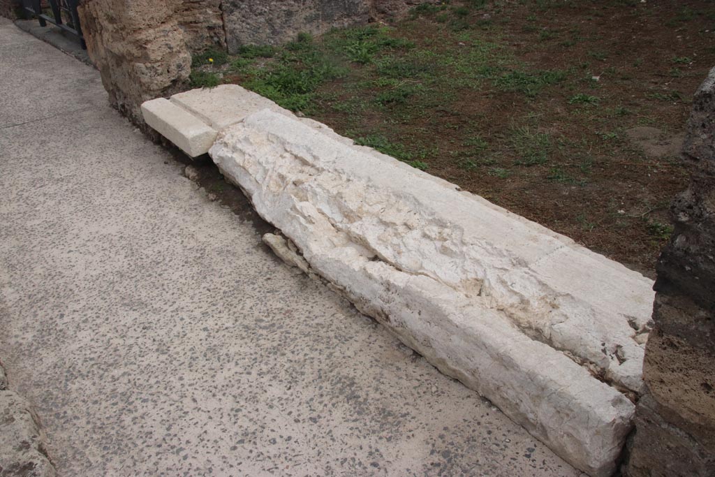 VII.3.12 Pompeii. October 2023. Doorway threshold or sill. Photo courtesy of Klaus Heese.