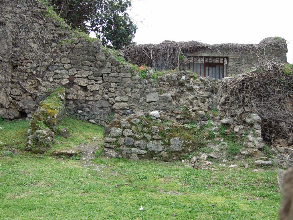 VII.3.13 Pompeii. March 2009. Doorway to passage room, leading to VII.3.11