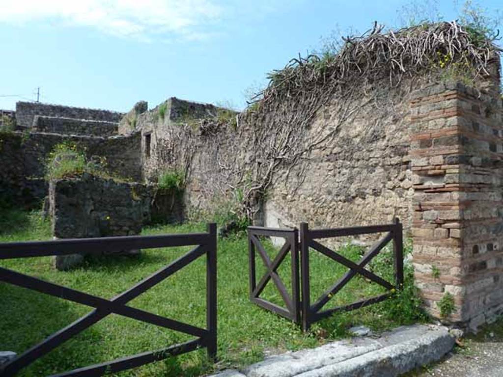 VI.16.10 Pompeii. May 2010.  Entrance.