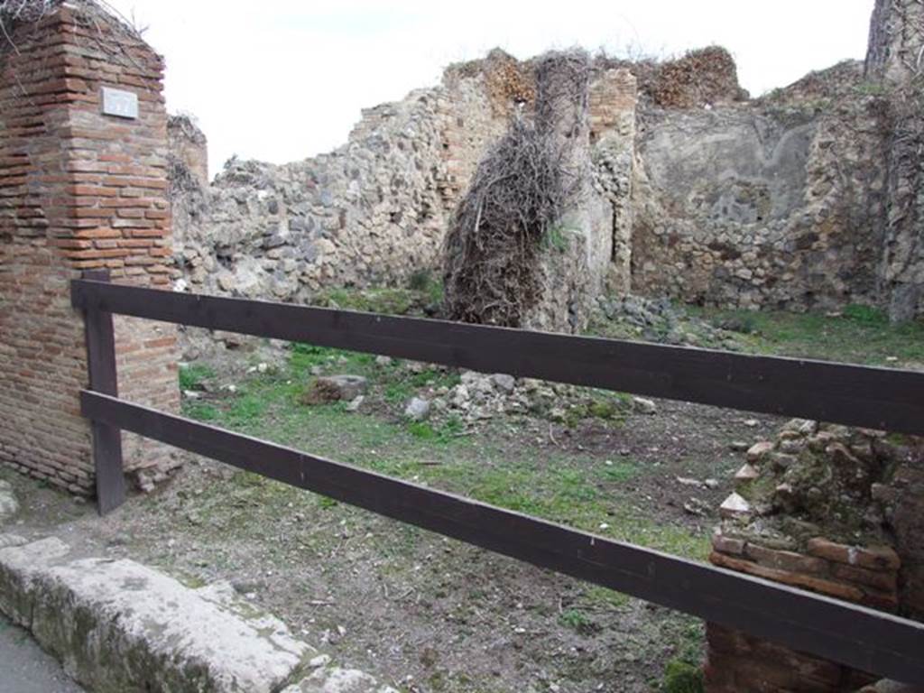 VII.3.37 Pompeii. December 2007. Entrance doorway, looking north-east. 