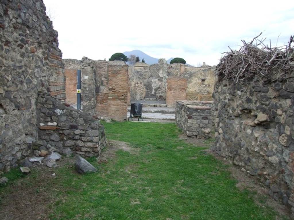 VII.3.39 Pompeii.  December 2007.  Looking north towards VII.3.40 and VII.3.1.