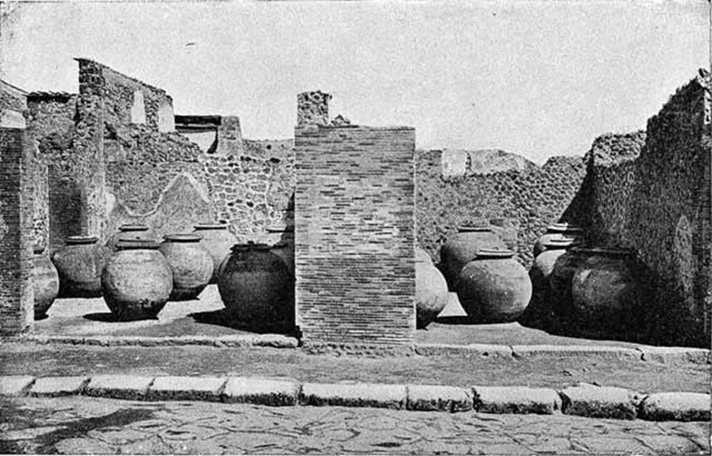 VII.4.13 Pompeii and VII.4.14. 1892. Via Foro oil shop. Photo courtesy of Rick Bauer.