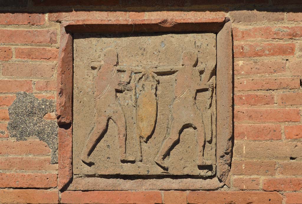 VII.4.16 Pompeii. October 2017. Plaque on west corner pilaster. 
Foto Taylor Lauritsen, ERC Grant 681269 DÉCOR
