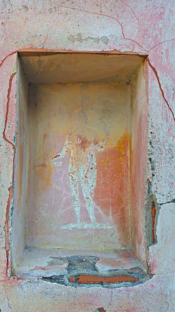 VII.4.16 Pompeii. December 2019. 
Street altar with painting of Jupiter. Photo courtesy of Giuseppe Ciaramella.
