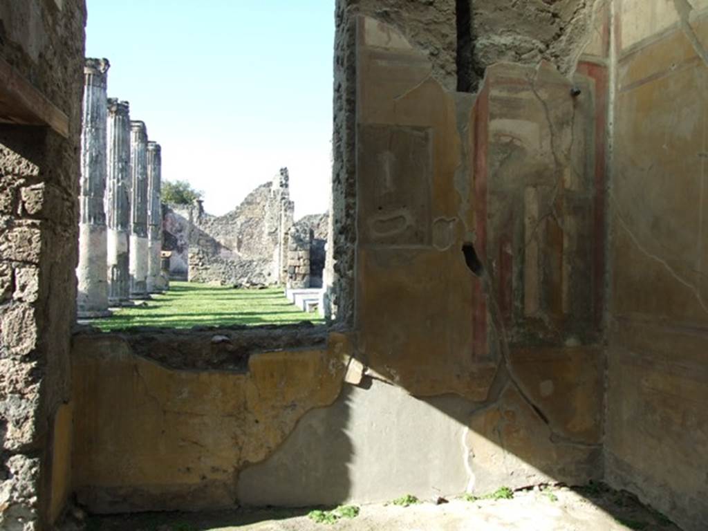 VII.4.31 Pompeii. March 2009. Room 12, north wall with window overlooking peristyle.