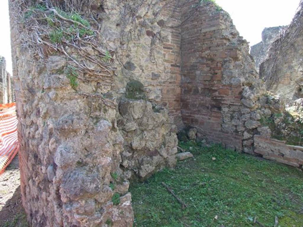 VII.4.40 Pompeii. March 2009.  South side from entrance. Steps to upper floor.