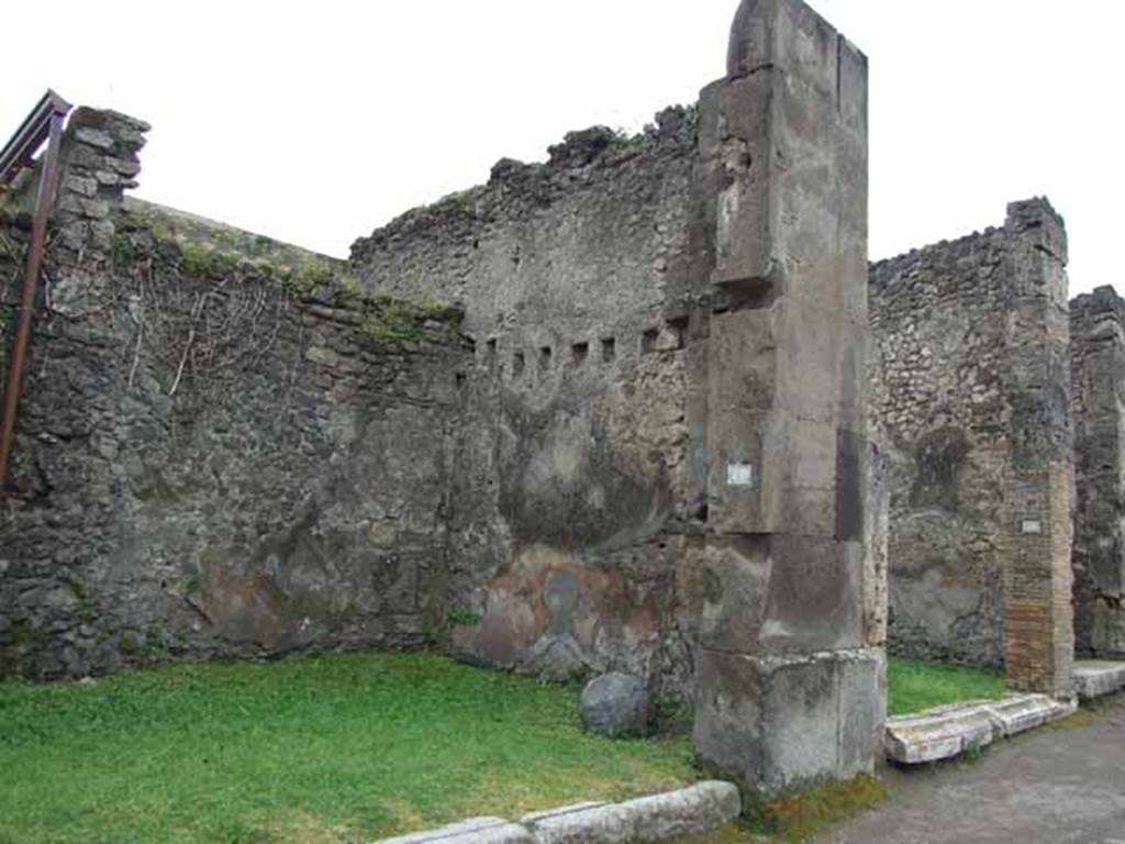 VII.4.49 Pompeii. May 2010. South wall, south-west corner and west wall.
