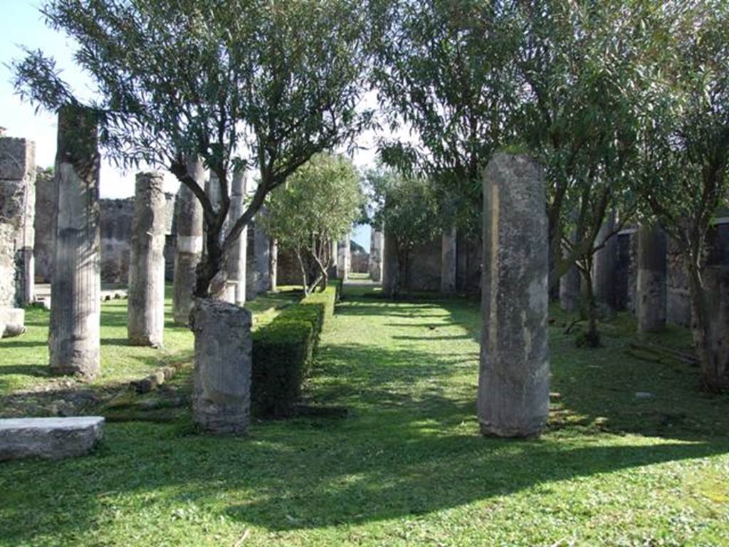 VII.4.31/51 Pompeii. March 2009.  North peristyle. Looking south across the third (north) peristyle, towards the main entrance at VII.4.31.