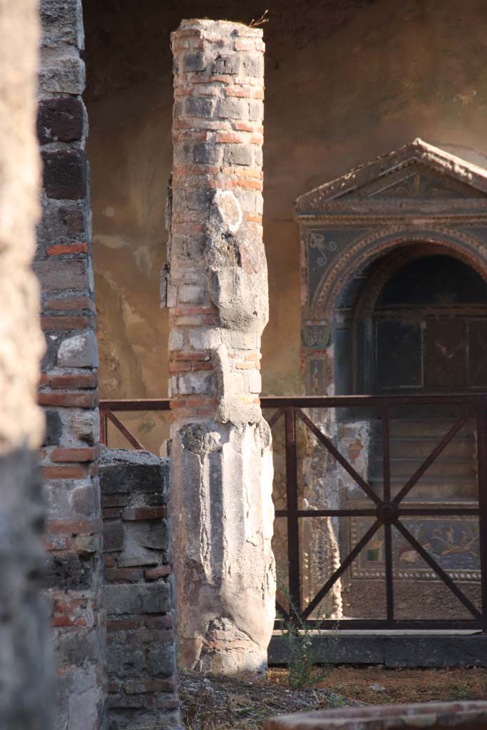 VII.4.56 Pompeii. September 2021. 
Masonry column with stucco, on east side of fountain.Photo courtesy of Klaus Heese.
