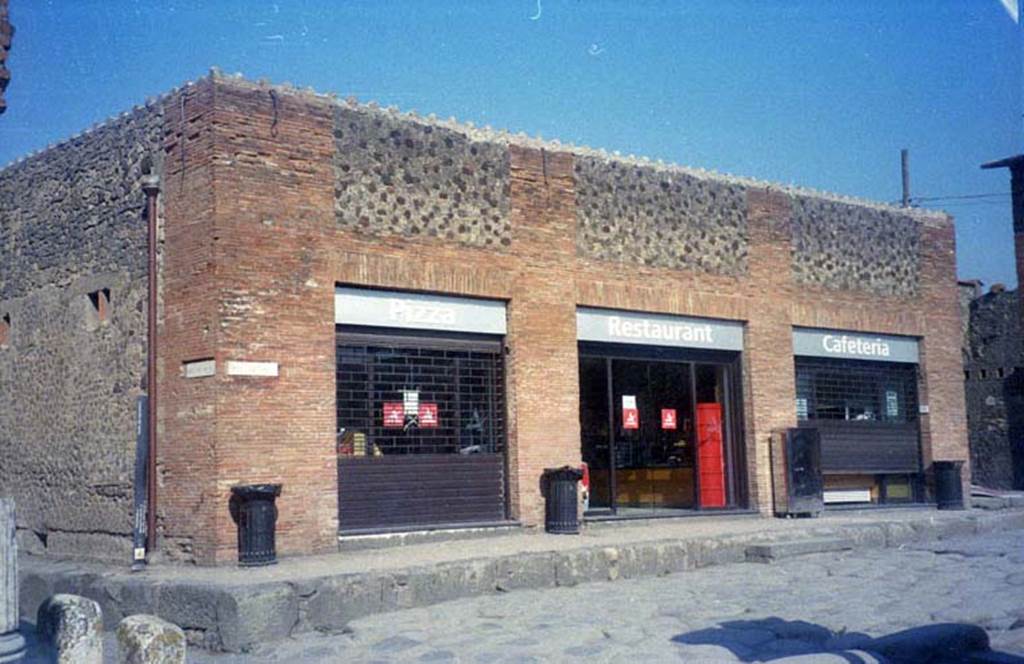 VII.5.19 Pompeii. July 2011. Entrance to modern restaurant on Via del Foro (centre door). Photo courtesy of Rick Bauer.