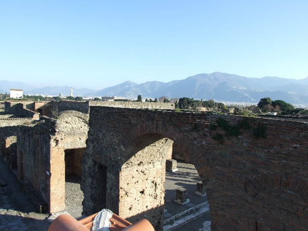 VII.5.19 Pompeii. December 2007. View looking south east from roof of new restaurant.