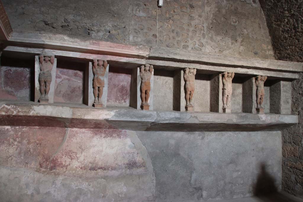 VII.5.24 Pompeii. September 2017. Looking towards north wall of tepidarium (37). Photo courtesy of Klaus Heese.