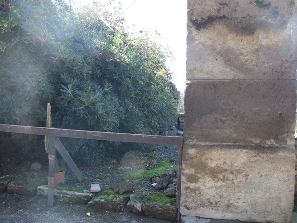 VII.6.21 Pompeii. March 2009. Entrance on Vicolo delle Terme.