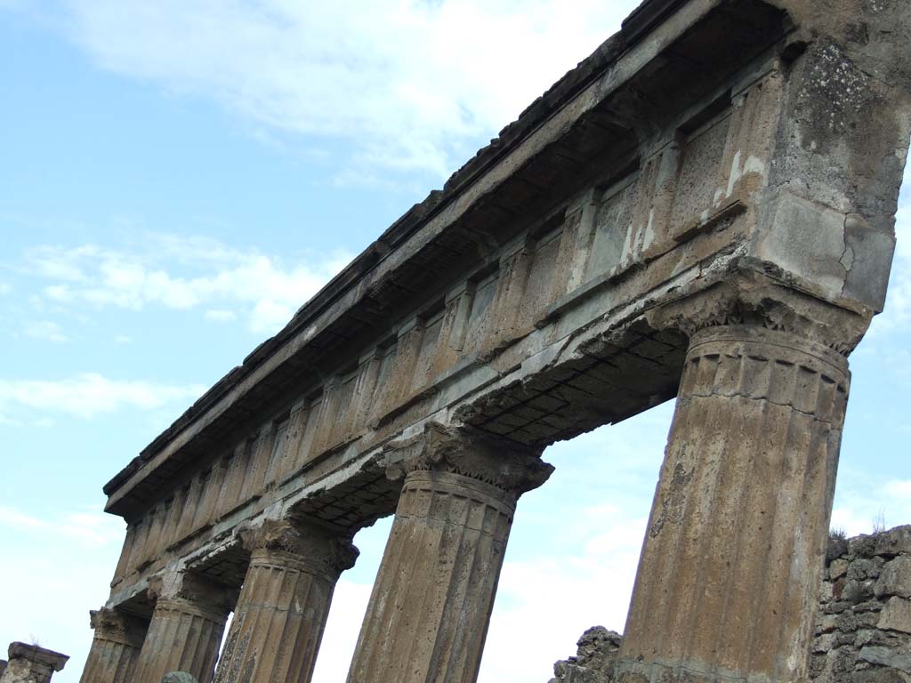 VII.7.32 Pompeii. December 2006. East side of Temple of Apollo.