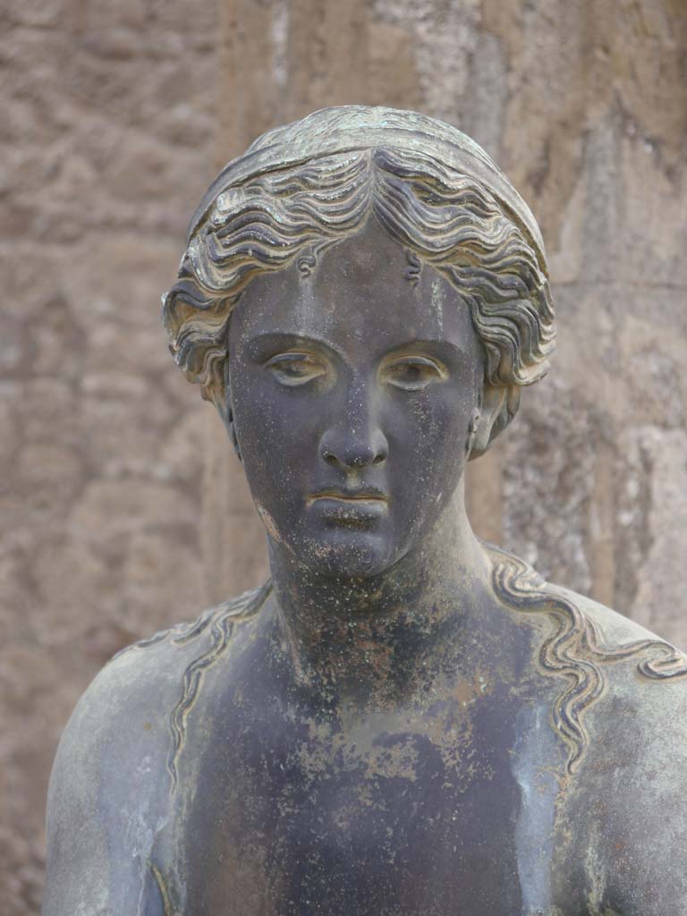 VII.7.32, Pompeii. September 2018. Detail of statue of Apollo.
Foto Anne Kleineberg, ERC Grant 681269 DÉCOR.
