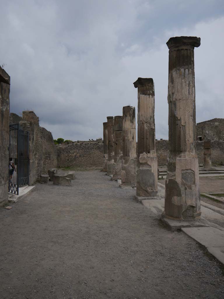 VII.7.32, Pompeii. September 2018. Looking west across south side.
Foto Anne Kleineberg, ERC Grant 681269 DÉCOR.

